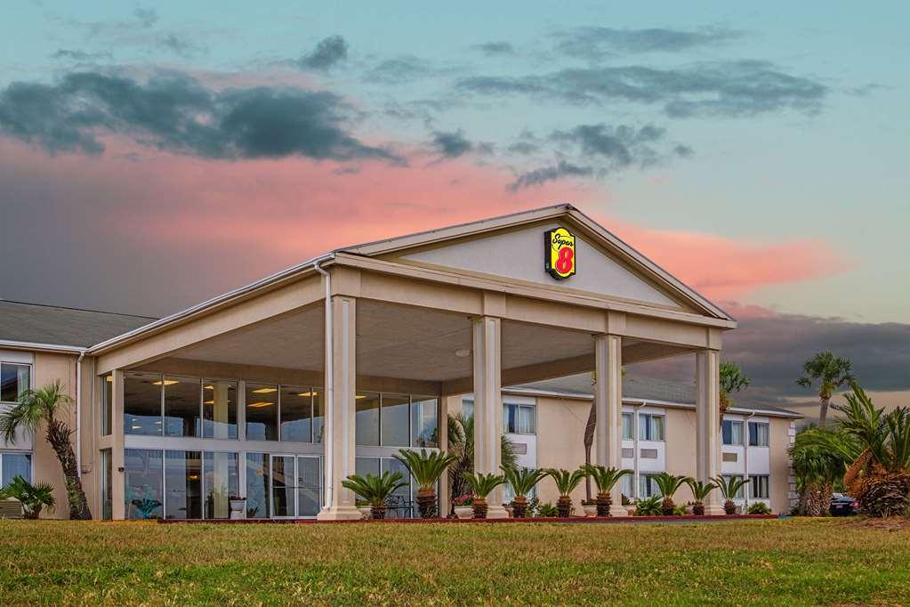 Biloxi Beach Hotel Exterior foto